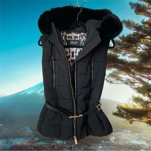 Gorski Apres-Ski Vest, hooded with detachable fox fur trim, NWOT, black, Size S